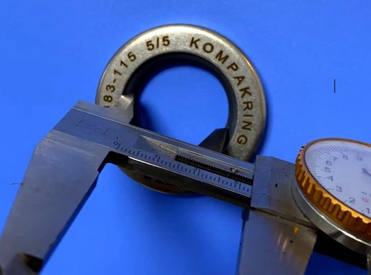 Σφραγίδα πετρελαίου υψηλής πίεσης με υλικό STEEL+PTFE για κινητήρα αντλίας γρανάζων μοντέλο P-51